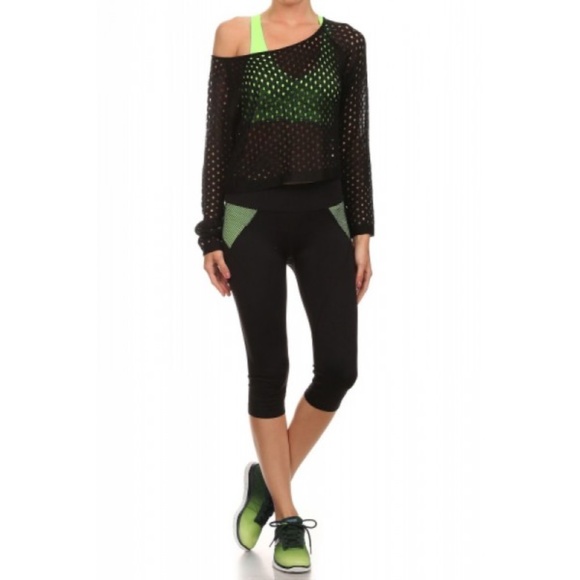 Off the shoulder cropped sweater - Picture 4 of 4